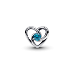 793744C01 - Charms Ażurowe serce z kamieniami 793744C01