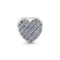 799346C01 - Klips w kształcie serca wysadzany niebieskimi kamieniami 799346C01