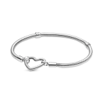 599539C00-17 - Bransoletka typu wężykowego Pandora Moments z zapięciem w kształcie serca 599539C00-17