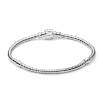 592561C01-17 - Bransoletka Pandora Moments o splocie wężykowym z zapięciem z logo Marvela 592561C01-17