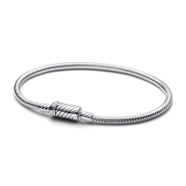 590122C00-21 - Bransoletka wężykowa Pandora Moments z zapięciem magnetycznym 590122C00-21