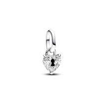 793086C01 - Mała zawieszka Pandora ME w kształcie serca z dziurką od klucza 793086C01
