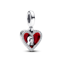 793119C01 - Podwójny charms-zawieszka w kształcie czerwonego serca z dziurką od klucza 793119C01